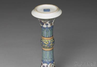 图片[3]-Gu vase with plantain leaf and hydrangea in falangcai painted enamels, Qianlong reign (1736-1795), Qing dynasty-China Archive